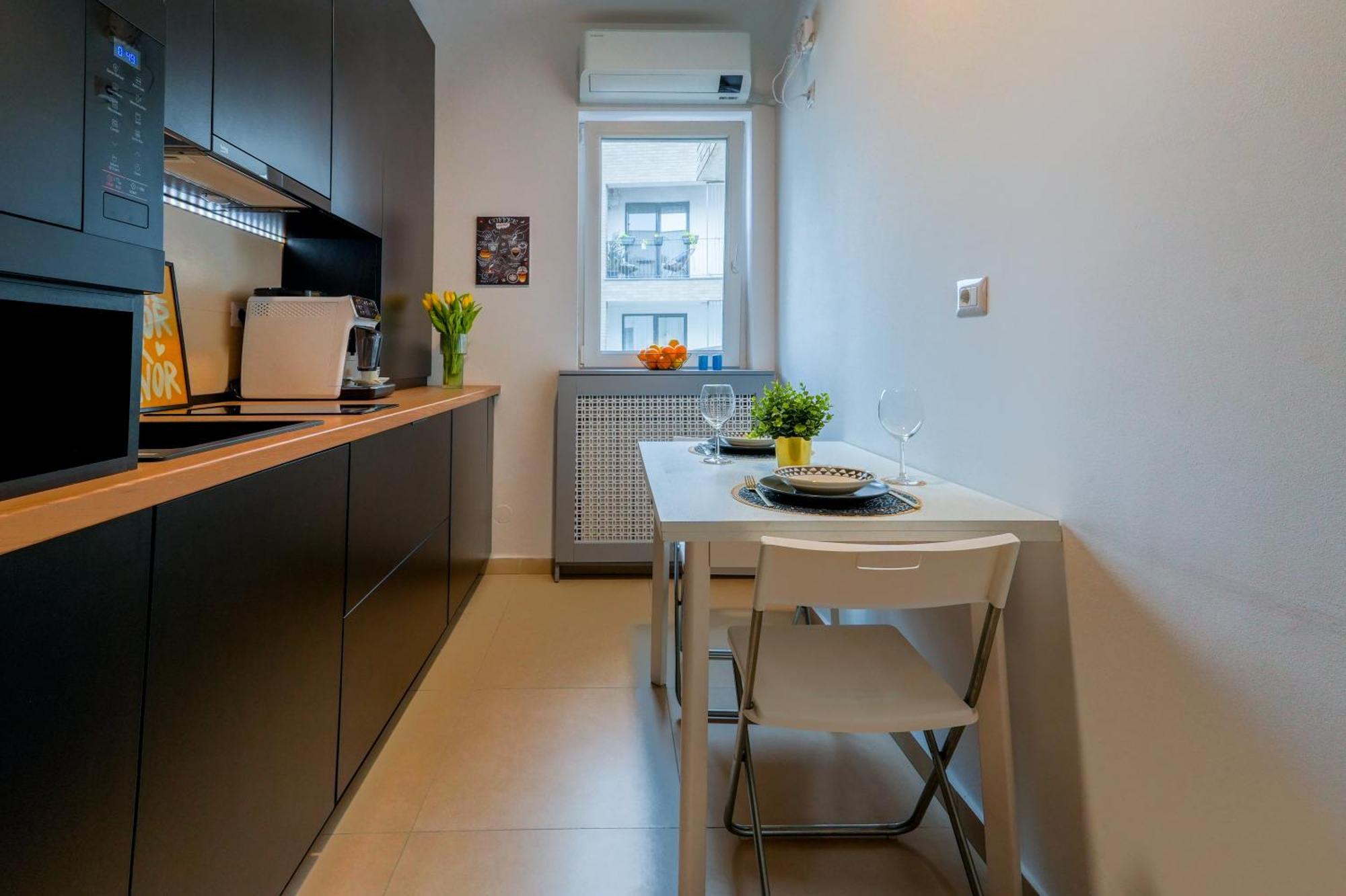 בוקרשט Ana - Cozy & Quiet Apt With Balcony & Garden View מראה חיצוני תמונה
